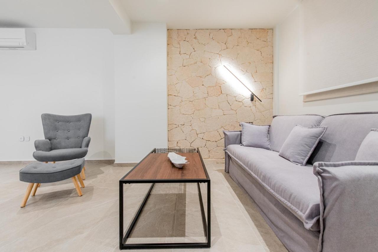 Gemela Allstarboutique In Aegina A Zewnętrze zdjęcie